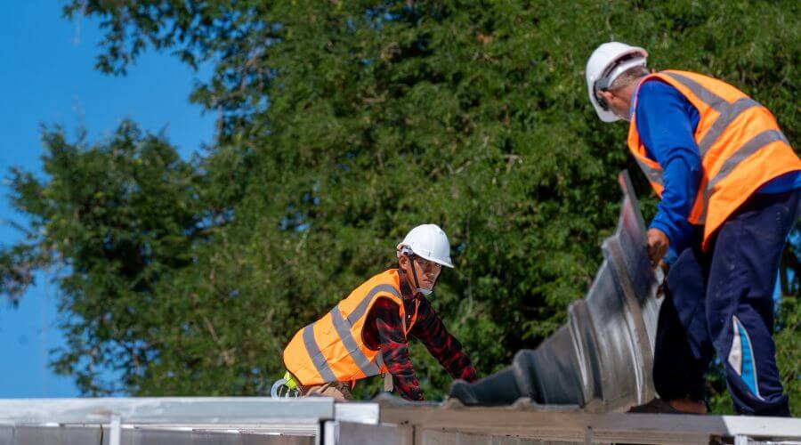 Professional gutter cleaning in Cranesville, PA